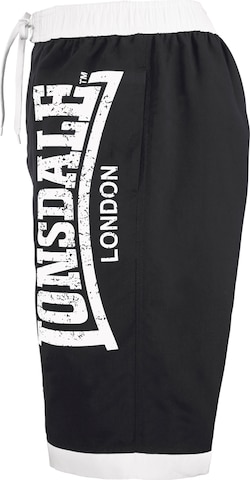 LONSDALE Beach Short CLENNEL Shorts in Schwarz