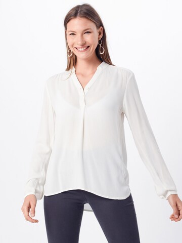 QS Blouse in Wit: voorkant