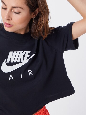 Nike Sportswear Shirt in Schwarz