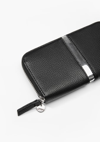 s.Oliver Wallet in Black