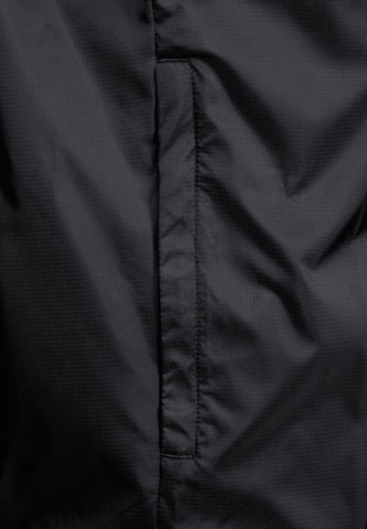 PUMA Regenjacke 'Liga Training' in Schwarz