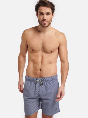 Regular Shorts de bain 'Skinny stripe' Shiwi en bleu : devant