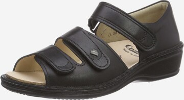 Finn Comfort Sandals in Black: front