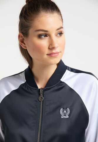 MYMO Between-Season Jacket in Blue: front