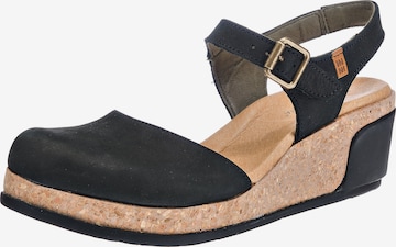 EL NATURALISTA Strap Sandals in Black: front