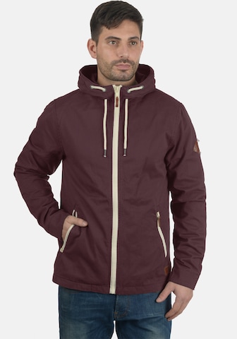 Veste mi-saison 'Bobby' BLEND en rouge : devant