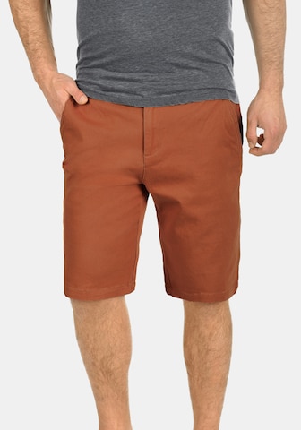 !Solid Regular Chino Pants 'Lamego' in Brown: front