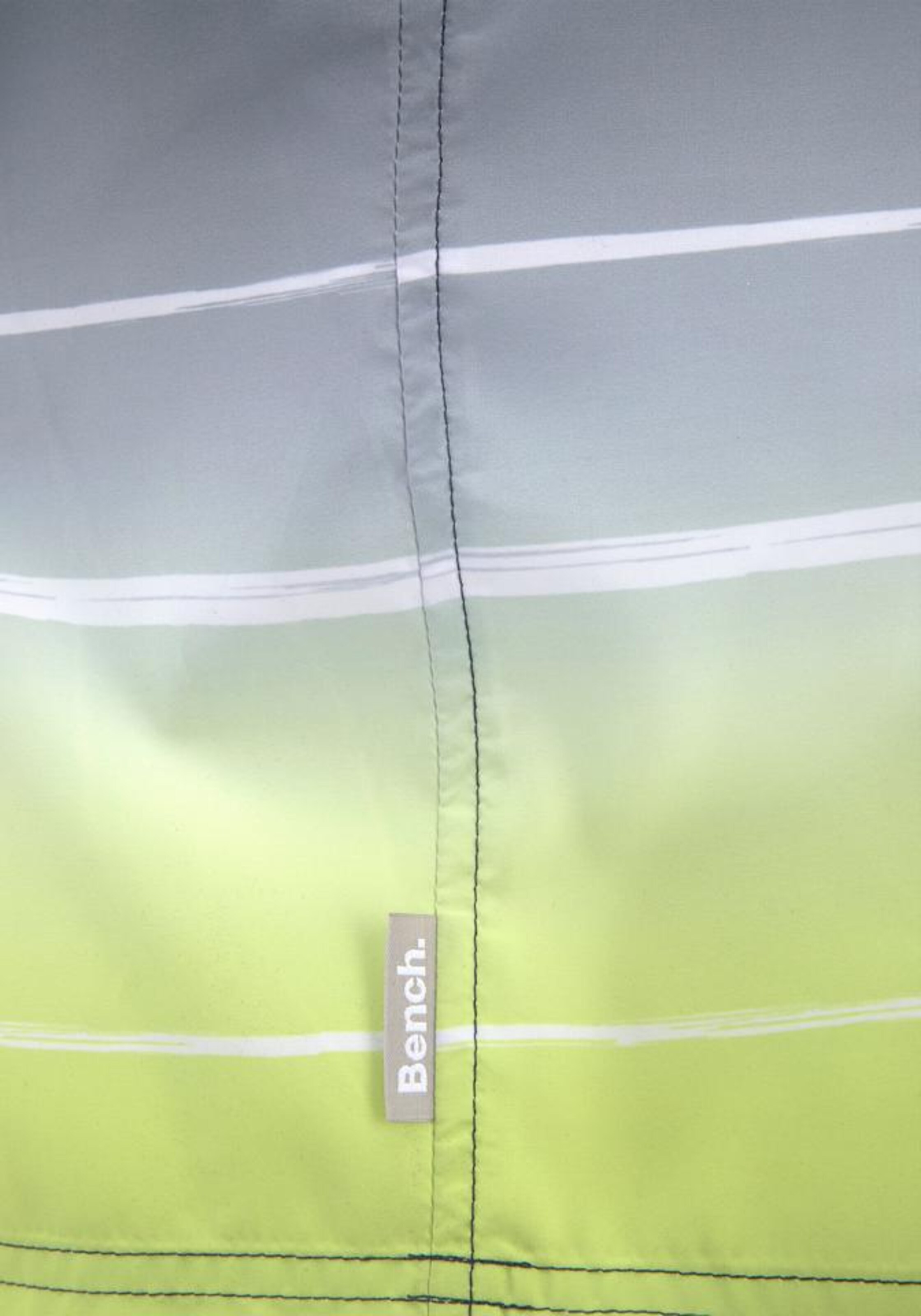 BENCH Badshorts i svart