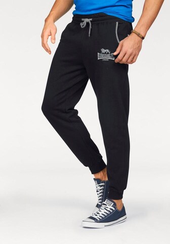 Tapered Pantaloni di LONSDALE in nero: frontale