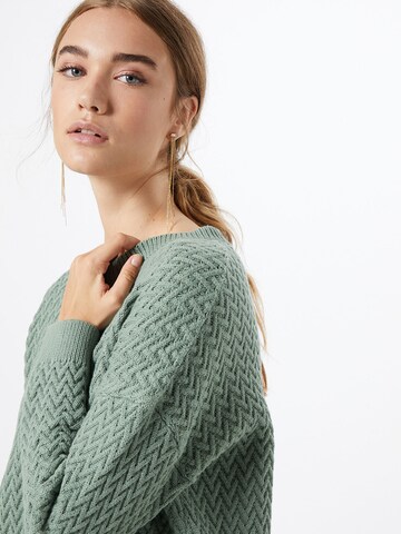 ABOUT YOU Sweater 'Layla' in Green