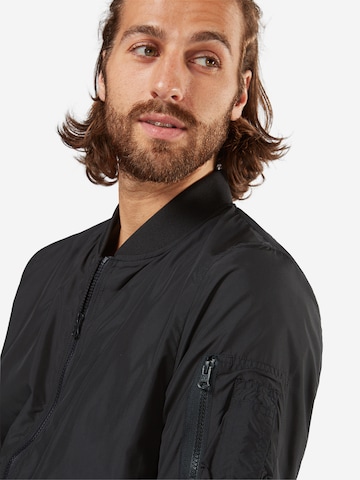Urban Classics Between-season jacket in Black