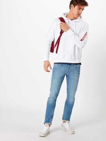 ALPHA INDUSTRIES Collegepaita 'X-Fit' värissä valkoinen