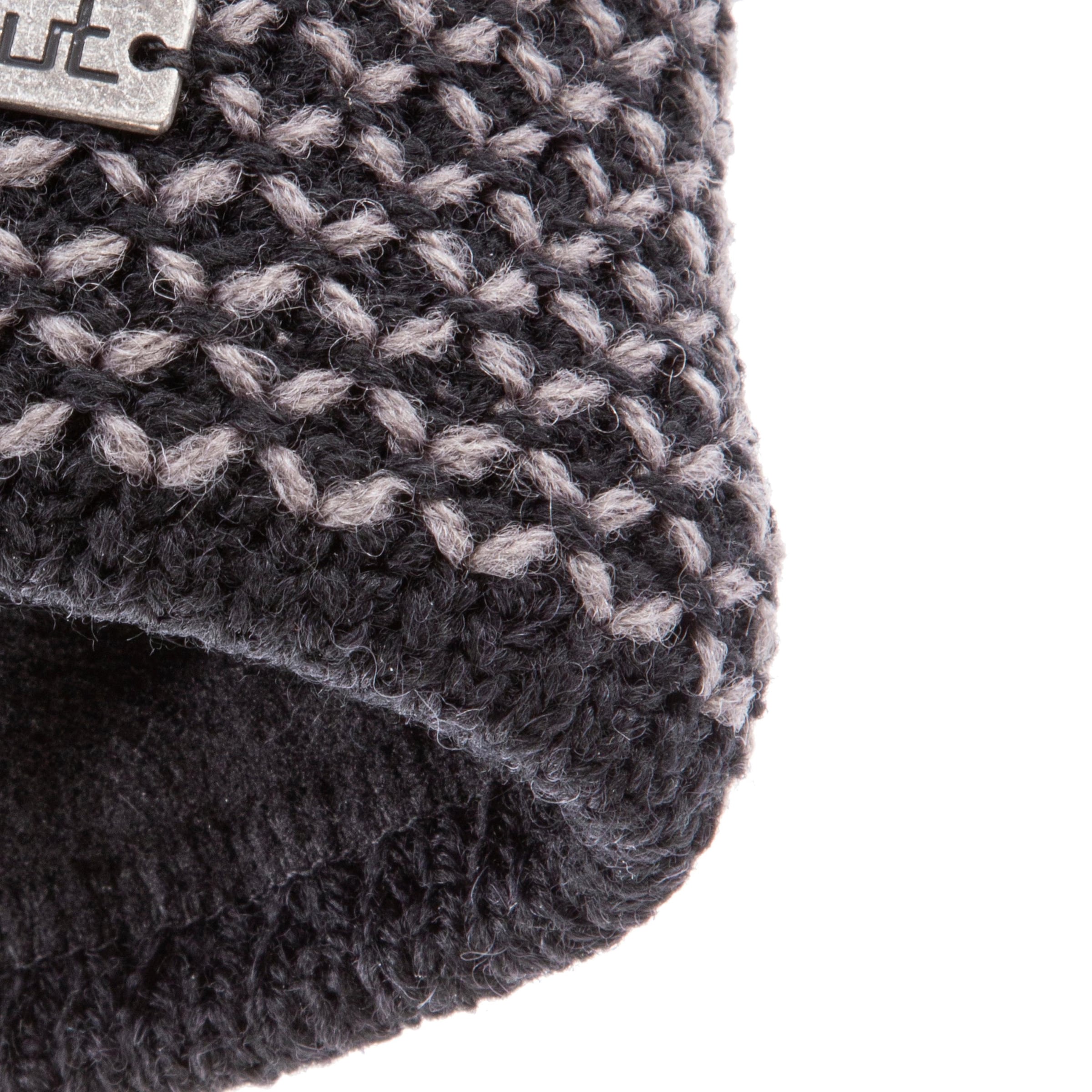 Eisglut Mössa 'Zac' i blandade färger