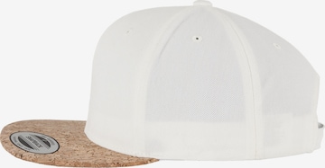 Cappello da baseball 'Cork' di Flexfit in bianco