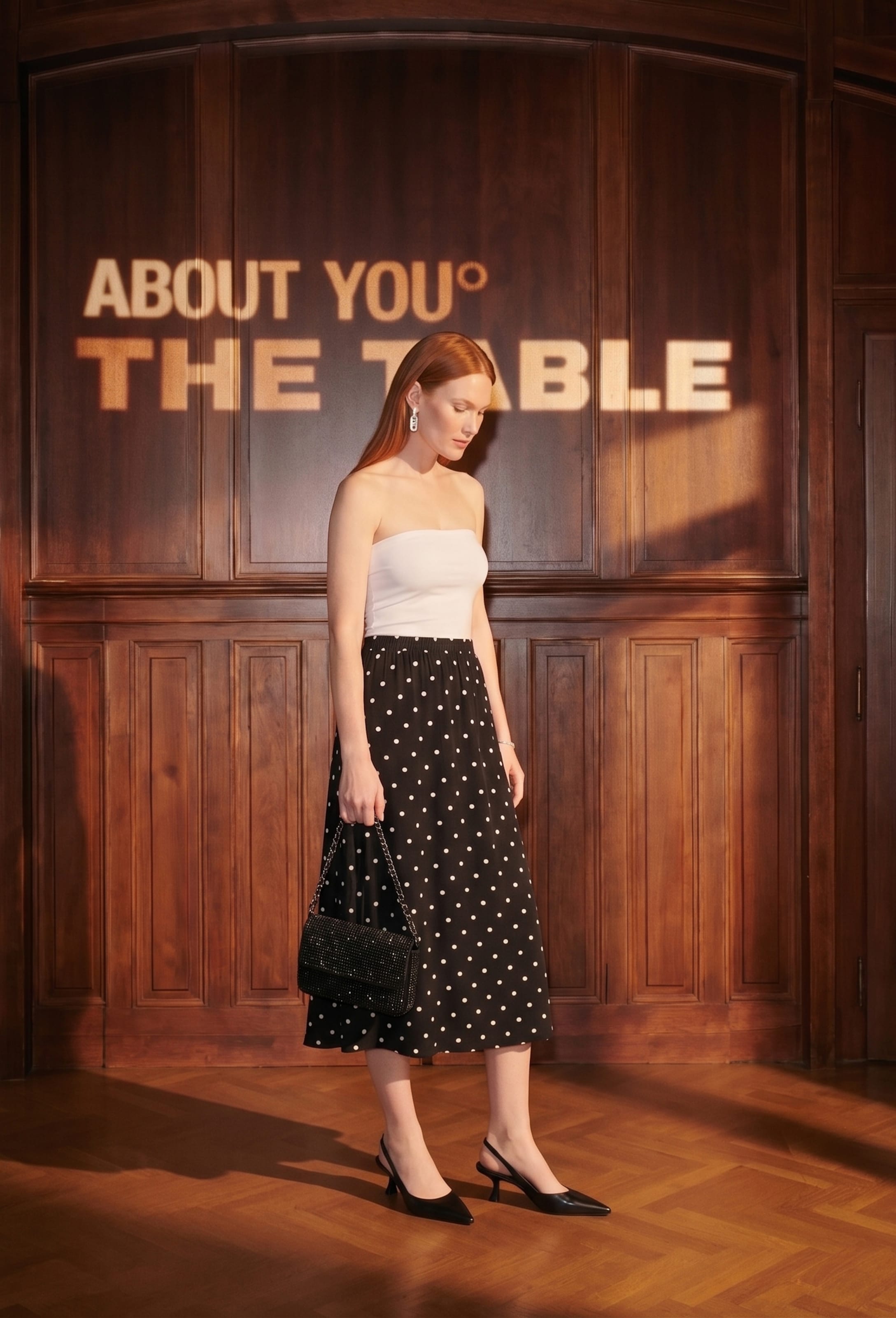 Anna - Classy Mono Midi Look