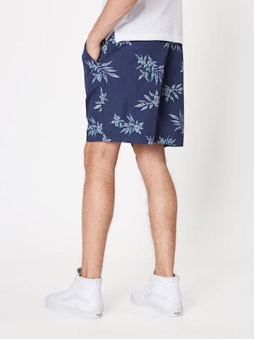 Urban Classics Regular Shorts in Blau