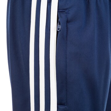 ADIDAS PERFORMANCE Loosefit Trainingshose 'Tiro 19' in Blau