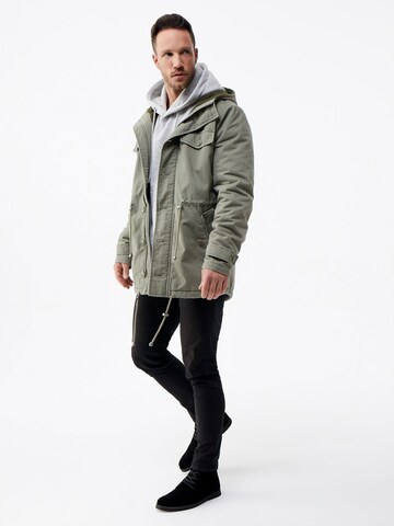 DAN FOX APPAREL Tussenparka 'Jake ' in Groen