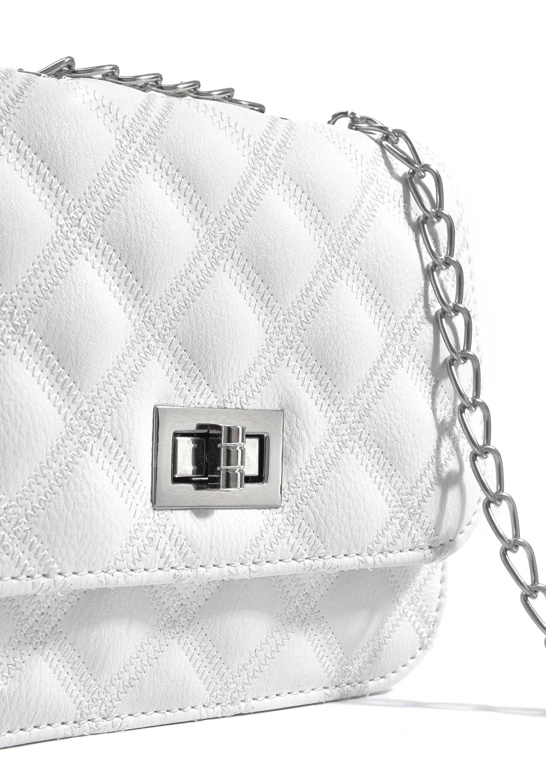 LASCANA Чанта с презрамки в бяло