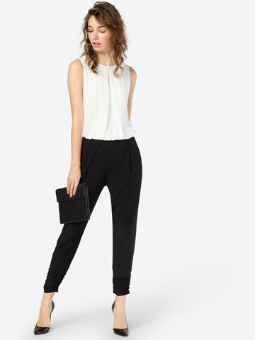 Tuta jumpsuit di Vera Mont in nero