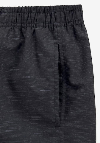 Pantaloncini da bagno di CHIEMSEE in nero