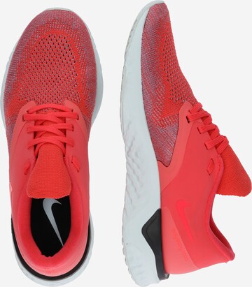 NIKE Laufschuh 'Odyssey' in Rot: bočná strana