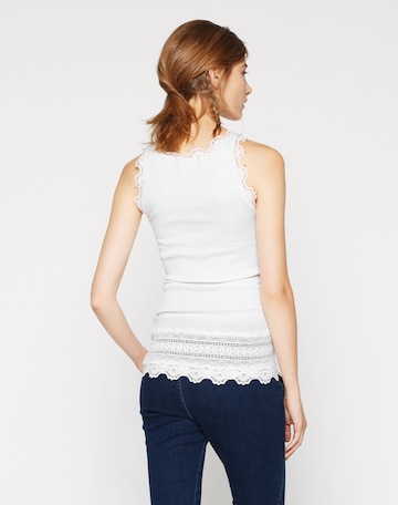 rosemunde Top in White: back