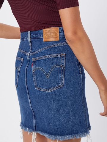 LEVI'S ® Rok 'High Rise Deconstructed Iconic' in Blauw