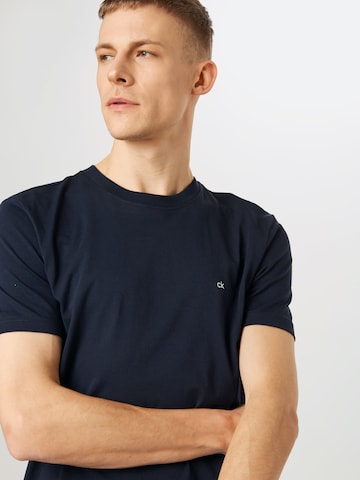 T-Shirt Calvin Klein en bleu