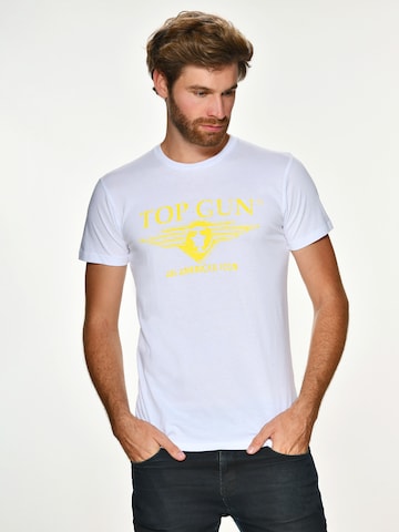 TOP GUN Shirt 'Beach' in Wit: voorkant