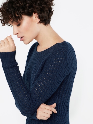 Urban Classics Sweater in Blue