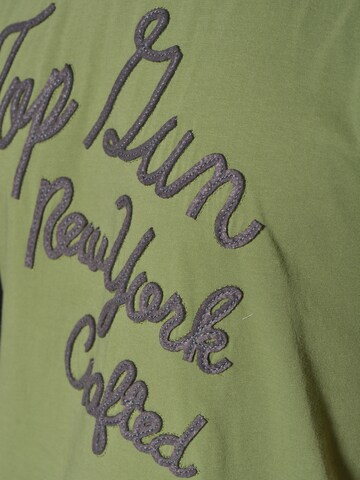 TOP GUN T-Shirt 'New York' in Grün