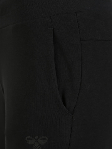 Hummel Slim fit Sports trousers in Black