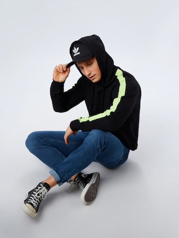 Urban ClassicsRegular Fit Sweater majica - crna boja