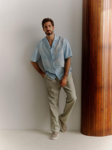 Kevin Trapp - Chic Blue Color Gradient Look