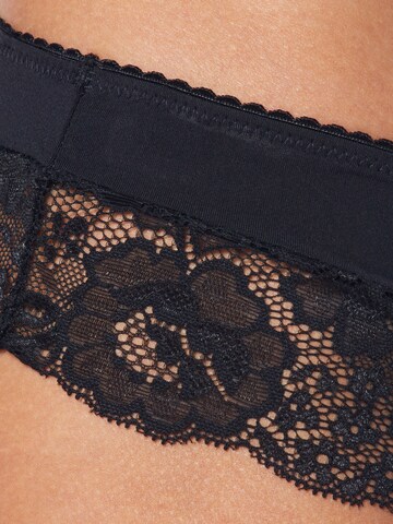 LASCANA Boyshorts in Black