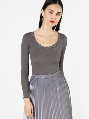 rosemunde Shirt in Grey: front