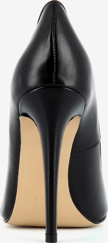 EVITA Pumps in Black