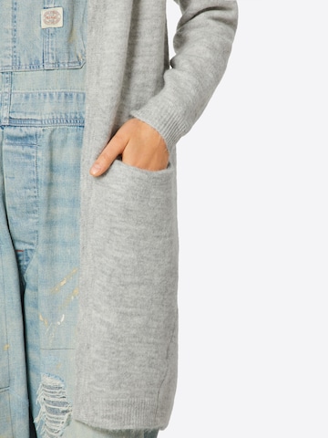 Cardigan oversize 'Kerstin' minimum en gris