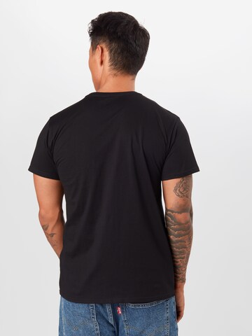 Mister Tee T-Shirt in Schwarz