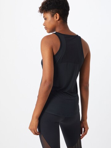 Sport top 'Tyra' de la Marika pe negru