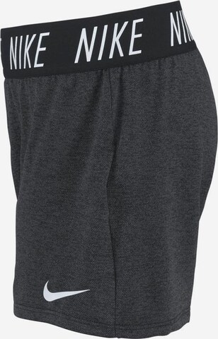 Regular Pantalon de sport NIKE en gris