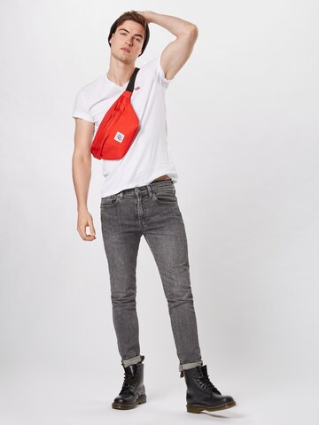LEVI'S ® Shirt 'Housemark V Neck Tee' in White