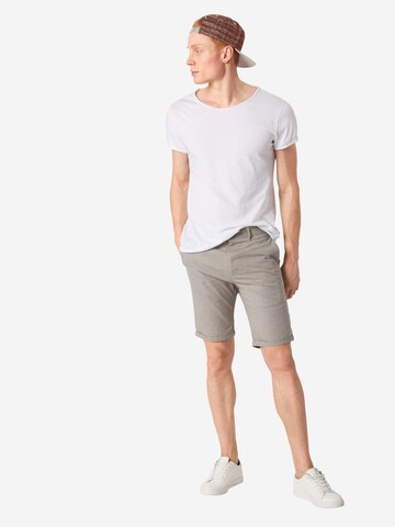 Iriedaily Regular Shorts 'Golfer Chambray' in Grau