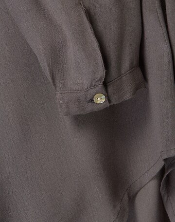 Camicia da donna 'Karla' di Kaffe in grigio