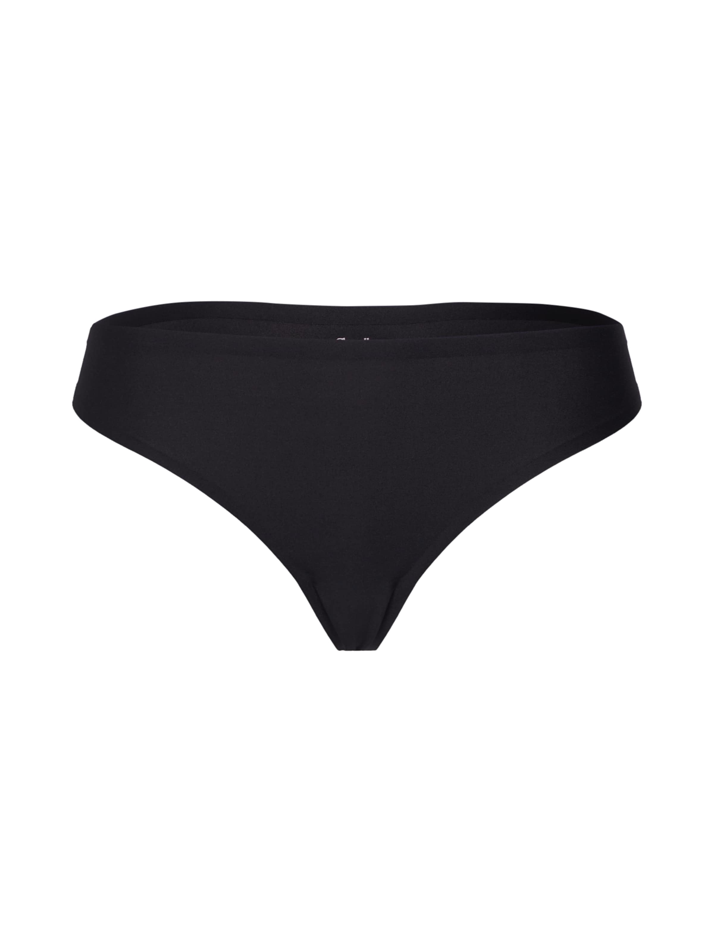 Chantelle Стринг в черно: отпред