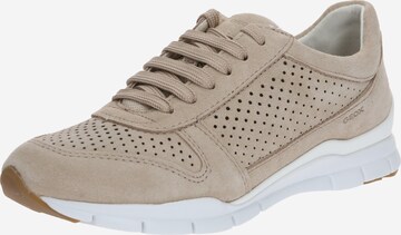 GEOX Låg sneaker 'Sukie' i beige: framsida