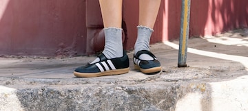 Sneaker oder Ballerina?