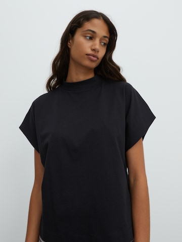 Tricou 'Valentina' de la EDITED pe negru: față