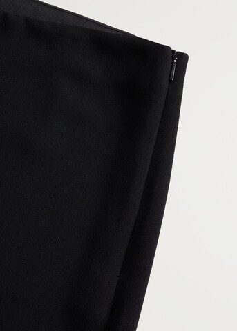 Loosefit Pantalon à plis 'Palachin' MANGO en noir